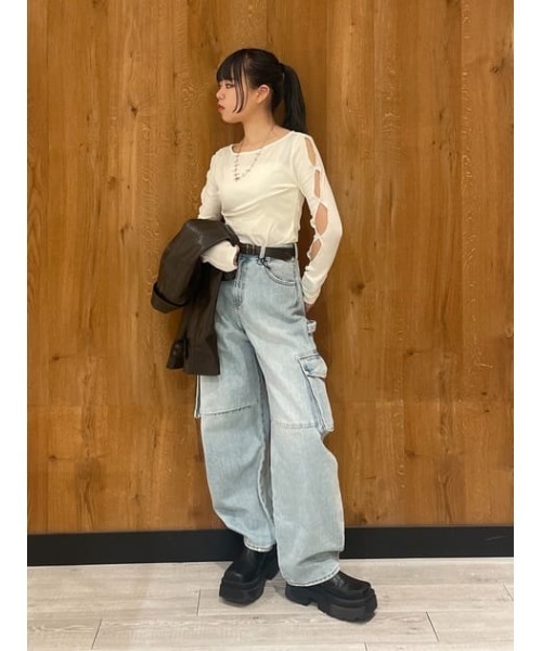 SLY(スライ)の「【再入荷】HOLE DESIGN CUT TOPS ホール デザイン カット トップス(Tシャツ/カットソー・レディース・オフホワイト/ブラック/パープル・FREE)」の22枚目の写真