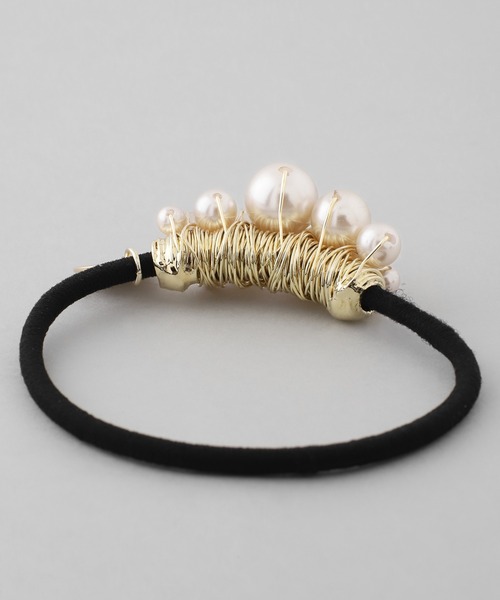 ANEMONE（アネモネ）の「ランダムパールヘアゴム（ヘアゴム・レディース・シルバー/ゴールド・FREE）」の3枚目の写真