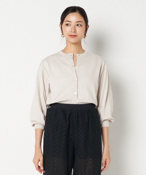 HELIOPOLE（エリオポール）の「HIGH GAUGE CROPPED CARDIGAN（ニット/セーター・レディース・ライトグレー/チャコールグレー/ピンク/サックスブルー・38）」の4枚目の写真