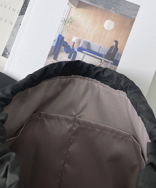 AS KNOW AS plus（アズノゥアズプラス）の「巾着ミリタリーショルダーバッグ（ショルダーバッグ・レディース・ブラック/カーキ/ブラック系/カーキ系・FREE）」の19枚目の写真