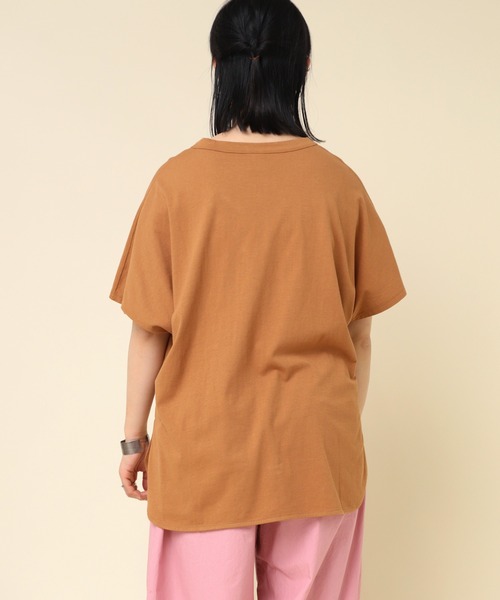 RNA-N(アールエヌエーエヌ)の「M2214 ポンチョT(Tシャツ/カットソー・レディース・キャメル/オフホワイト/ブラック・MEDIUM)」の19枚目の写真