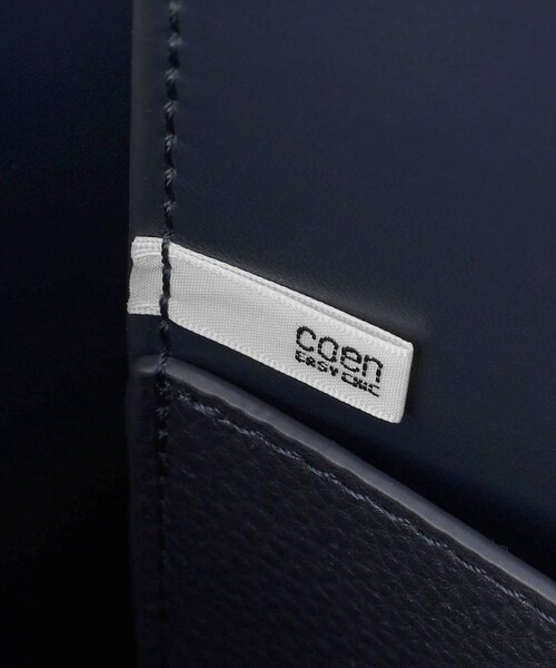 coen(コーエン)の「The gift shop(ザ・ギフト・ショップ)レザーライクトートバッグ(トートバッグ・メンズ・ブラック/オフホワイト/シルバー/ネイビー・FREE)」の5枚目の写真