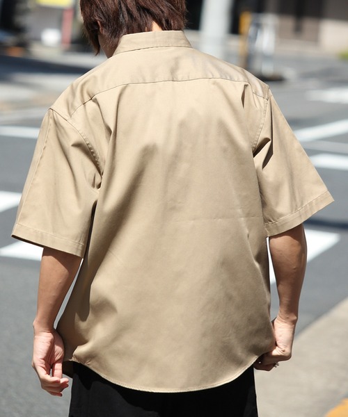 Dickies（ディッキーズ）の「【GENUINE DICKIES/ジェニュインディッキーズ】T/Cツイル刺繍入り 半袖ワークシャツ（シャツ/ブラウス・メンズ・ストライプ/インディゴブルー/ベージュ/ブルーグレー/カーキ/ブラック・M/L/XL）」の17枚目の写真