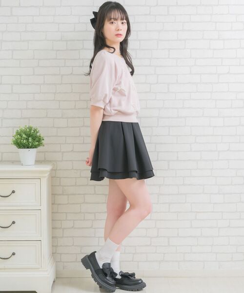 ems excite(エムズエキサイト)の「パールリボントレーナー(Tシャツ/カットソー・レディース・ピンク/ライトブルー/オフホワイト・FREE)」の6枚目の写真