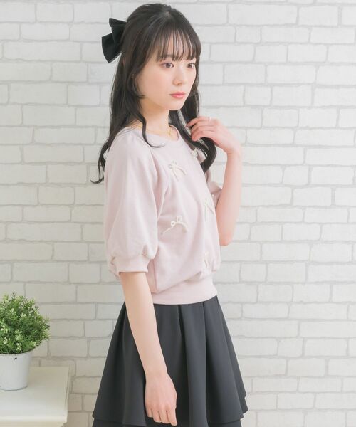 ems excite(エムズエキサイト)の「パールリボントレーナー(Tシャツ/カットソー・レディース・ピンク/ライトブルー/オフホワイト・FREE)」の10枚目の写真