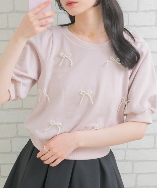 ems excite(エムズエキサイト)の「パールリボントレーナー(Tシャツ/カットソー・レディース・ピンク/ライトブルー/オフホワイト・FREE)」の3枚目の写真