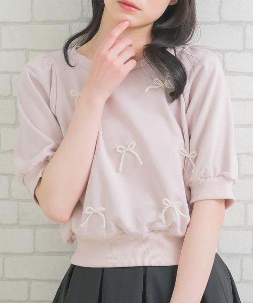 ems excite(エムズエキサイト)の「パールリボントレーナー(Tシャツ/カットソー・レディース・ピンク/ライトブルー/オフホワイト・FREE)」の13枚目の写真