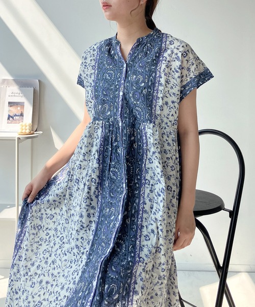 AS KNOW AS plus（アズノゥアズプラス）の「◎パネル柄彩りギャザーワンピ―ス（ワンピース・レディース・ネイビー系/グリーン系/イエロー/チャコールグレー・FREE）」の3枚目の写真