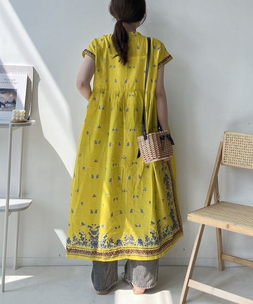 AS KNOW AS plus（アズノゥアズプラス）の「◎パネル柄彩りギャザーワンピ―ス（ワンピース・レディース・ネイビー系/グリーン系/イエロー/チャコールグレー・FREE）」の9枚目の写真