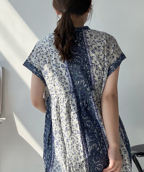 AS KNOW AS plus（アズノゥアズプラス）の「◎パネル柄彩りギャザーワンピ―ス（ワンピース・レディース・ネイビー系/グリーン系/イエロー/チャコールグレー・FREE）」の22枚目の写真