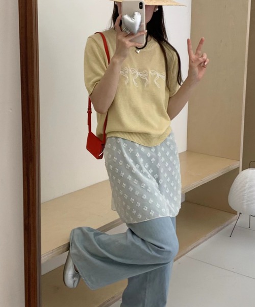 Jayro(ジャイロ)の「リボン刺繍サマーニット半袖プルオーバー(ニット/セーター・レディース・ブラック/イエロー/ホワイト/グリーン/ピンク・FREE)」の4枚目の写真