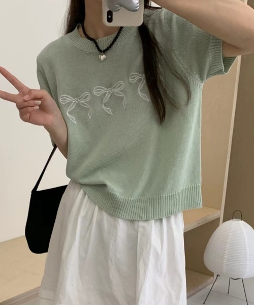 Jayro(ジャイロ)の「リボン刺繍サマーニット半袖プルオーバー(ニット/セーター・レディース・ブラック/イエロー/ホワイト/グリーン/ピンク・FREE)」の3枚目の写真