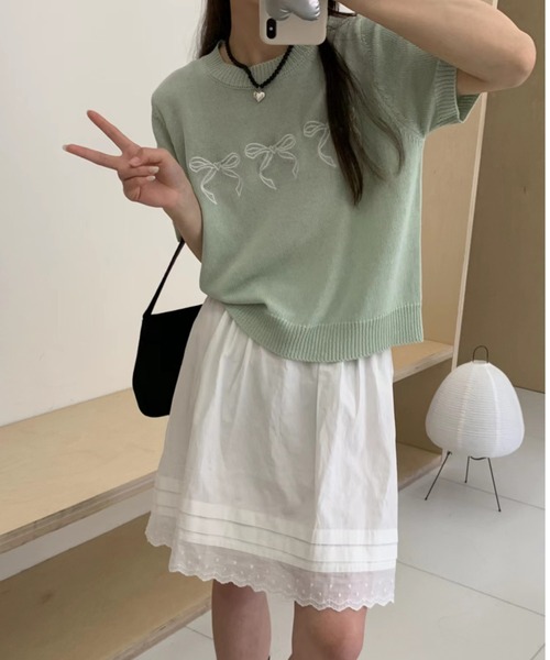 Jayro(ジャイロ)の「リボン刺繍サマーニット半袖プルオーバー(ニット/セーター・レディース・ブラック/イエロー/ホワイト/グリーン/ピンク・FREE)」の6枚目の写真
