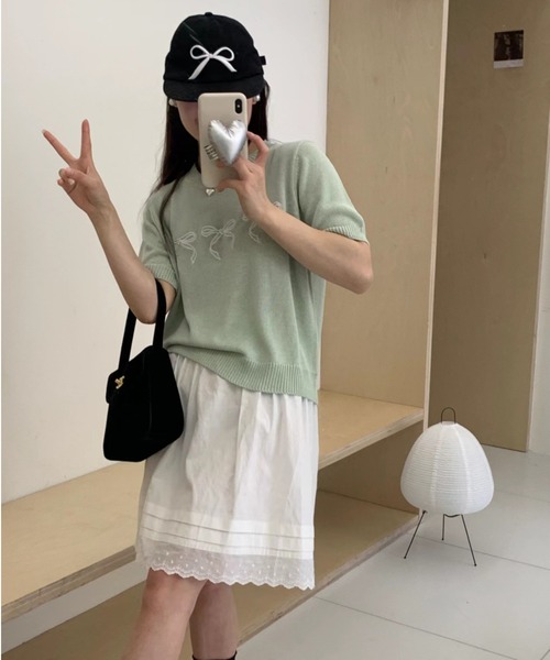 Jayro(ジャイロ)の「リボン刺繍サマーニット半袖プルオーバー(ニット/セーター・レディース・ブラック/イエロー/ホワイト/グリーン/ピンク・FREE)」の7枚目の写真