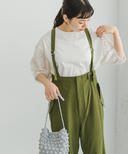 ITEMS URBANRESEARCH(アイテムズ アーバンリサーチ)の「フェザーフリンジドッキングプルオーバー(Tシャツ/カットソー・レディース・ブラック/オフホワイト・FREE)」の2枚目の写真