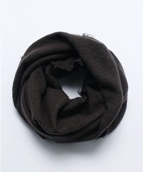 destin（デスティン）の「【DESTIN/デスティン】ソリッドスヌード（ストール/ショール・レディース・チャコールグレー/カーキ/ネイビー・FREE）」の2枚目の写真