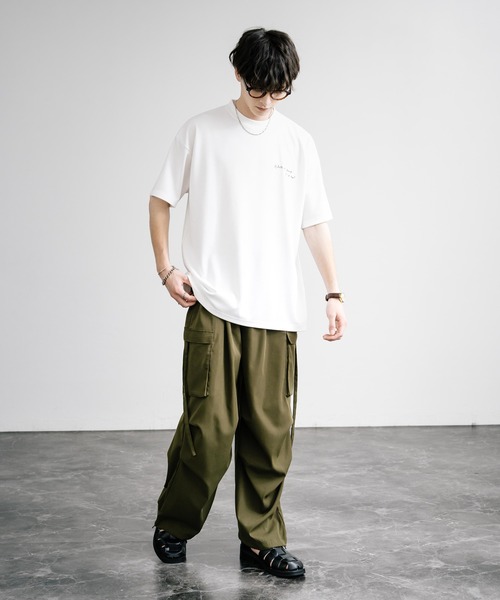 Rocky Monroe(ロッキーモンロー)の「マルチアイコンバックプリントオーバーサイズ半袖Tシャツ(Tシャツ/カットソー・メンズ・チャコール/ホワイト/ホワイト系/チャコールグレー/グレイッシュベージュ/ミント・M/L)」の11枚目の写真