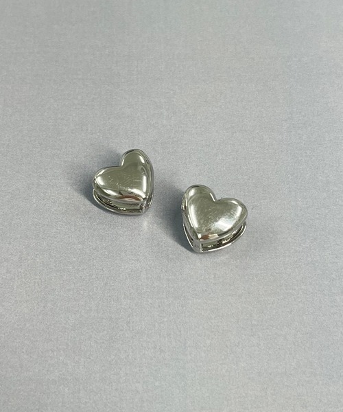 poiregnee（ポワニェ）の「［select］ぷっくりハートピアス（ピアス（両耳用）・レディース・ゴールド/シルバー・FREE）」の5枚目の写真