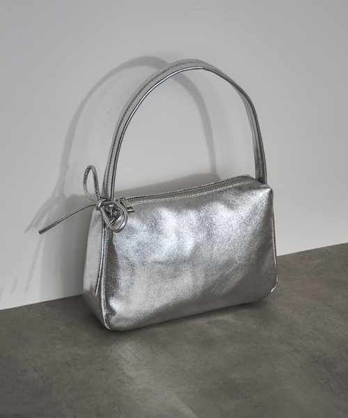 MAISON BREEZE reveur(メゾンブリーズレヴール)の「【MAISON BREEZE reveur】ribbon one shoulder hand bag リボンワンショルダーPUレザーハンドバッグ ショルダー付き(ハンドバッグ・レディース・ブラウン/ブラック/グレー/シルバー・FREE)」の11枚目の写真