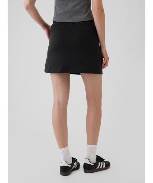 GAP(ギャップ)の「ヴィンテージソフト イージーGapロゴ ミニスカート(スカート・レディース・オフホワイト/ブラック/ライトグレー・S/M/L/XS/XXS)」の9枚目の写真