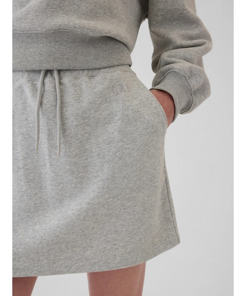 GAP(ギャップ)の「ヴィンテージソフト イージーGapロゴ ミニスカート(スカート・レディース・オフホワイト/ブラック/ライトグレー・S/M/L/XS/XXS)」の3枚目の写真