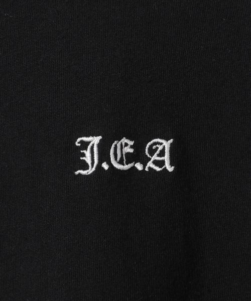 JEANASIS（ジーナシス）の「ブラックレターロゴリンガーTEE/142553（Tシャツ/カットソー・レディース・ブラック系その他/レッド系その他・FREE）」の8枚目の写真