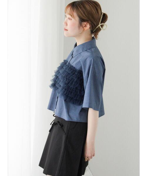 ehka sopo（エヘカソポ）の「チュール付ショートシャツ（シャツ/ブラウス・レディース・ネイビー/オフホワイト/サックスブルー/ブラック・F）」の12枚目の写真