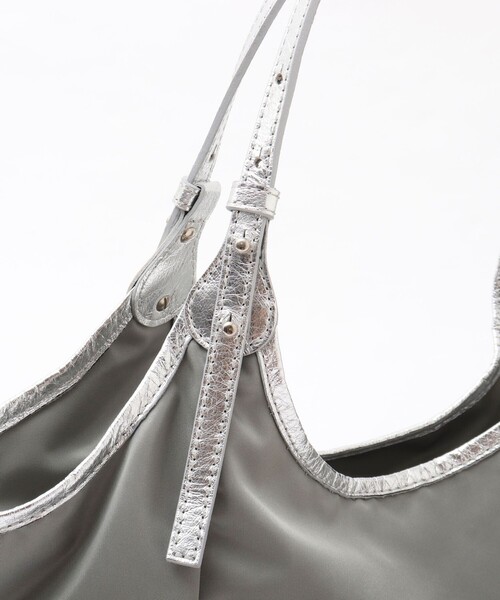 NOLLEY’S(ノーリーズ)の「LIMONTAナイロントートバッグ made in Italy(トートバッグ・レディース・ライトグレー/カーキブラウン/ロイヤルブルー/ブラック・FREE)」の15枚目の写真