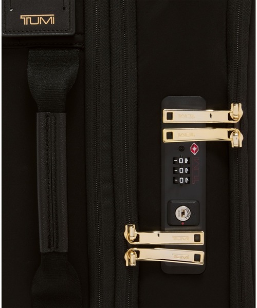 TUMI（トゥミ）の「VOYAGEUR 「レジャー」インターナショナル・エクスパンダブル・キャリーオン スーツケース（機内持ち込みサイズ） 1泊～3泊程度（スーツケース/キャリーバッグ・レディース・ブラック×ゴールド・FREE）」の6枚目の写真
