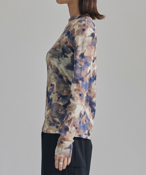 セール】【完売間近！】デュアルフラワーFITプルオーバー