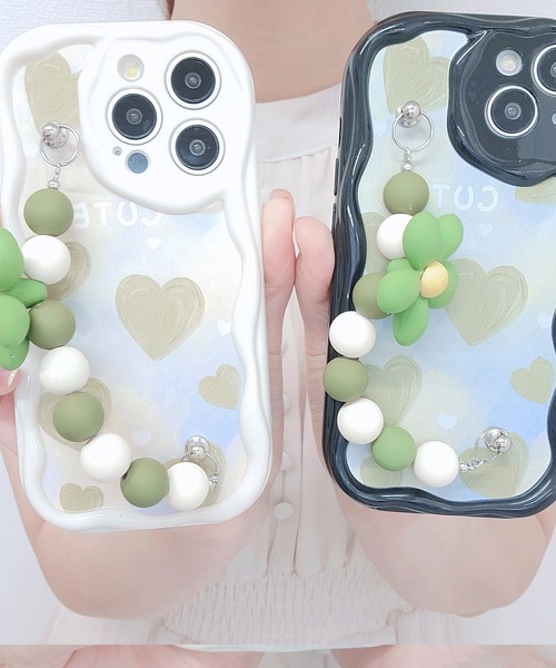 Lace Ladies(レースレディース)の「ウエーブライン 3D フラワーストラップ付き iPhone ケース(スマホケース/カバー・レディース・ブラック/ホワイト・A/F/I/K/J/P/Q/R/U/V/15 /15D)」の5枚目の写真