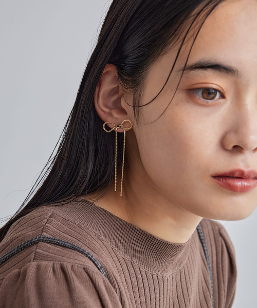 VIS(ビス)の「チェーンリボンピアス(ピアス(両耳用)・レディース・シルバー/ゴールド・FREE)」の2枚目の写真