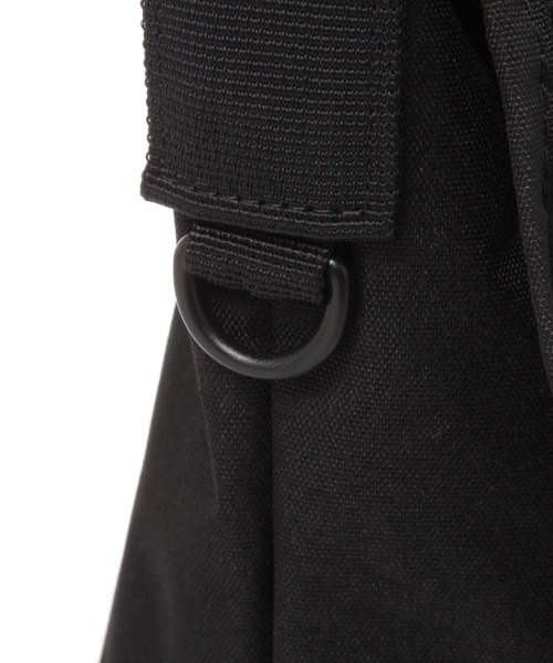 LAKOLE（ラコレ）の「メッセンジャーミニショルダーバッグ / 200731（ショルダーバッグ・メンズ・サンドグレー/ブラック・FREE）」の14枚目の写真