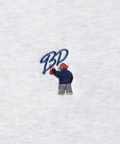 Right-on(ライトオン)の「【BEN DAVIS】ゴリラワンポイントクルー(スウェット・メンズ・ブラック/グレー・M/L)」の9枚目の写真