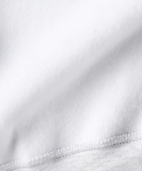 Right-on(ライトオン)の「【BEN DAVIS】ゴリラワンポイントクルー(スウェット・メンズ・ブラック/グレー・M/L)」の5枚目の写真