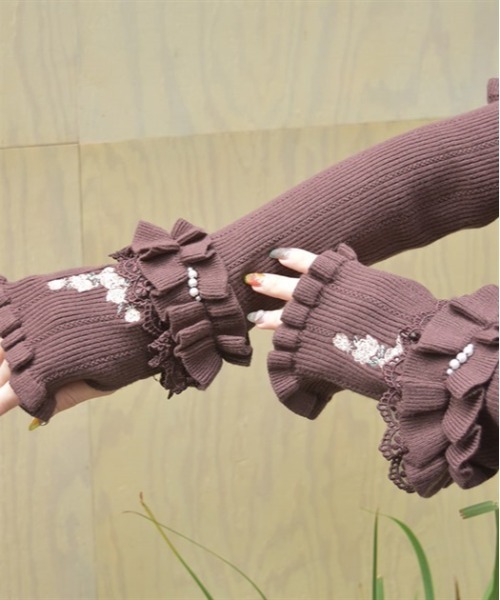 axes femme(アクシーズファム)の「ローズ刺繍アームウォーマー(アームカバー・レディース・ダークブラウン/ラベンダー/キナリ・FREE)」の2枚目の写真