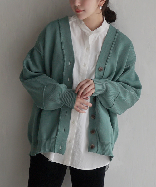 zootie（ズーティー）の「ダンボールニット Vネックカーディガン（カーディガン/ボレロ・レディース・グリーン系その他/ライトグレー/ブルー/アイボリー/ブラック・フリー）」の4枚目の写真