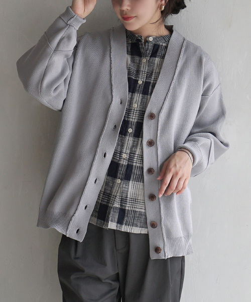 zootie（ズーティー）の「ダンボールニット Vネックカーディガン（カーディガン/ボレロ・レディース・グリーン系その他/ライトグレー/ブルー/アイボリー/ブラック・フリー）」の3枚目の写真