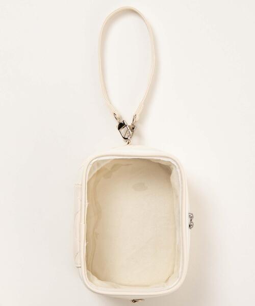 WEGO（ウィゴー）の「WEGO/パールキルティング2WAYぬいポーチ（ポーチ・レディース・ライトパープル/ブラック/ワイン/ライトピンク/サックスブルー/ゴールド/シルバー/オフホワイト・FREE）」の2枚目の写真