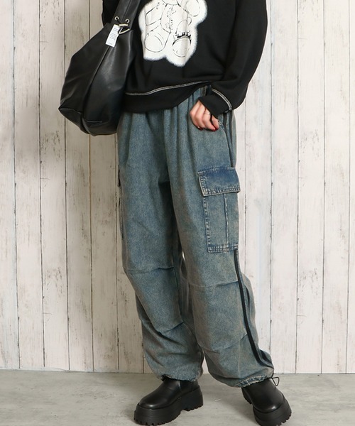 GORGE（ゴージ）の「ラインデニムカーゴパンツ（カーゴパンツ・レディース・ベージュ/ケミカルウォッシュ/ブラック・F）」の7枚目の写真