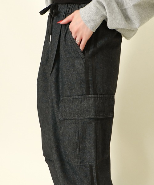 GORGE（ゴージ）の「ラインデニムカーゴパンツ（カーゴパンツ・レディース・ベージュ/ケミカルウォッシュ/ブラック・F）」の11枚目の写真