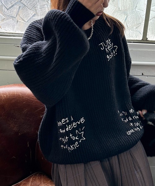 apres jour mignon(アプレジュールミニョン)の「手書きロゴ刺繍ニット【ZOZOTOWN限定アイテム】(ニット/セーター・レディース・ピンク/ネイビー/マスタード/アイボリー/ブラック・フリー/X-LARGE)」の18枚目の写真