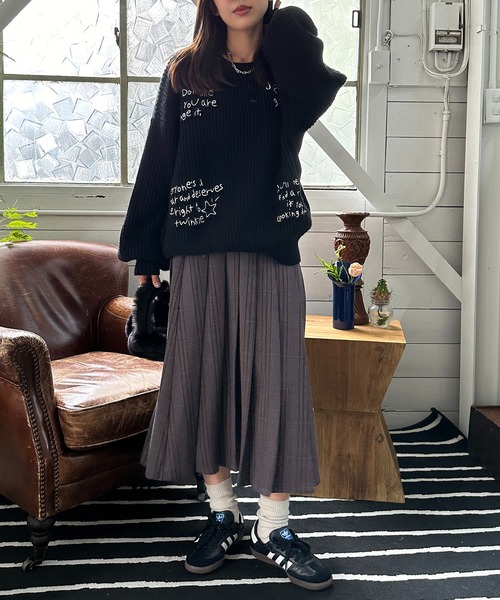 セール】手書きロゴ刺繍ニット【ZOZOTOWN限定アイテム】（ニット