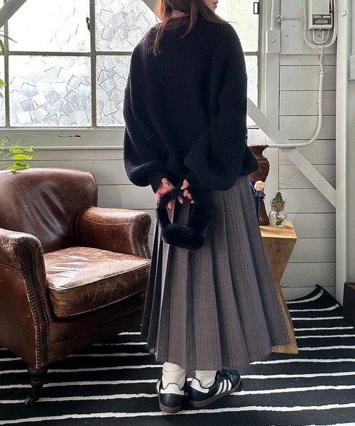 セール】手書きロゴ刺繍ニット【ZOZOTOWN限定アイテム】（ニット