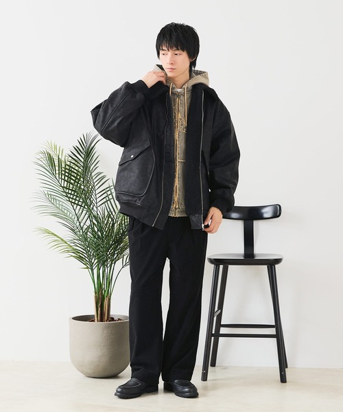 UNIIT(ユニット)の「【UNIIT/ユニット】ヴィンテージライク オーバーサイズ PUボアフライトジャケット(ミリタリージャケット・メンズ・ブラック/ブラウン・MEDIUM/LARGE)」の11枚目の写真