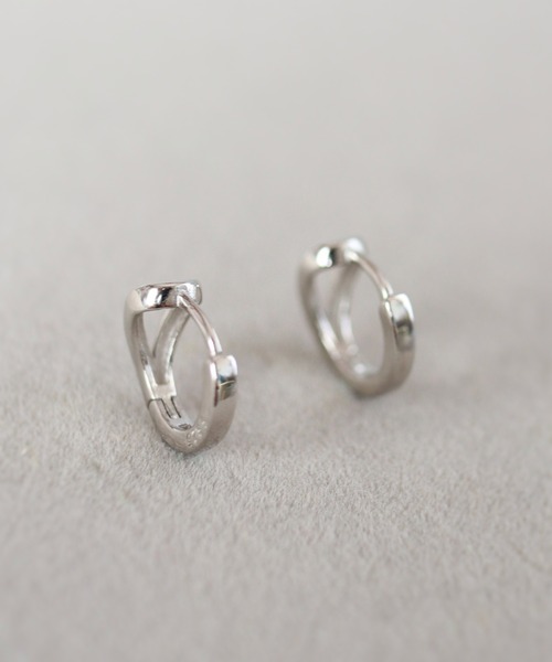 CERCA(チェルカ)の「KAM.accessory/silver925/金属アレルギー対応/ミニフープピアス/逆しずく型ピアス(ピアス(両耳用)・レディース・シルバー/ゴールド・FREE)」の11枚目の写真