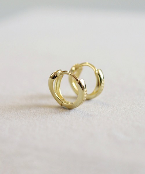 CERCA(チェルカ)の「KAM.accessory/silver925/金属アレルギー対応/ミニフープピアス/逆しずく型ピアス(ピアス(両耳用)・レディース・シルバー/ゴールド・FREE)」の14枚目の写真