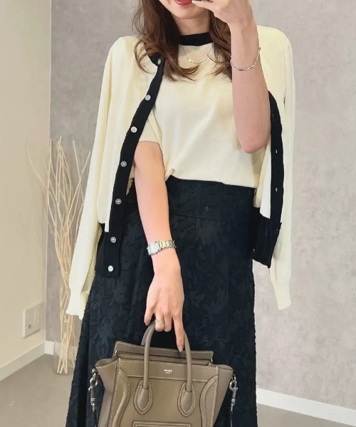 aquagarage(アクアガレージ)の「ニットアンサンブル(カーディガン/ボレロ・レディース・ブラック×ホワイト/ブラック/ホワイト×ブラック/イエロー×グレー/アイボリー・L/LL/M)」の1枚目の写真