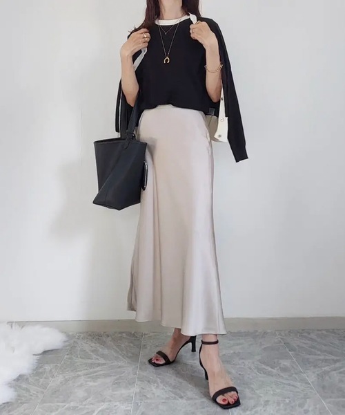 aquagarage(アクアガレージ)の「ニットアンサンブル(カーディガン/ボレロ・レディース・ブラック×ホワイト/ブラック/ホワイト×ブラック/イエロー×グレー/アイボリー・L/LL/M)」の9枚目の写真