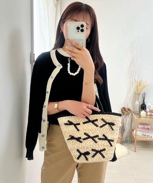 aquagarage(アクアガレージ)の「ニットアンサンブル(カーディガン/ボレロ・レディース・ブラック×ホワイト/ブラック/ホワイト×ブラック/イエロー×グレー/アイボリー・L/LL/M)」の11枚目の写真